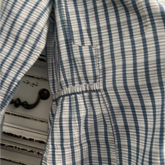 DKNY long sleeve button tan light weight button down with elastic waist size L - Picture 7 of 15